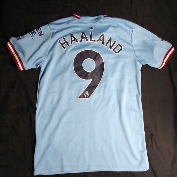 Puma Manchester City Erling Haaland Soccer Jersey - Picture 5 of 6